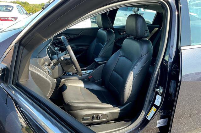 Used 2022 Chevrolet Malibu Premier image 18