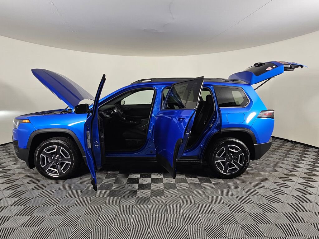 New 2026 Jeep Cherokee Laredo AWD/4WD image 17