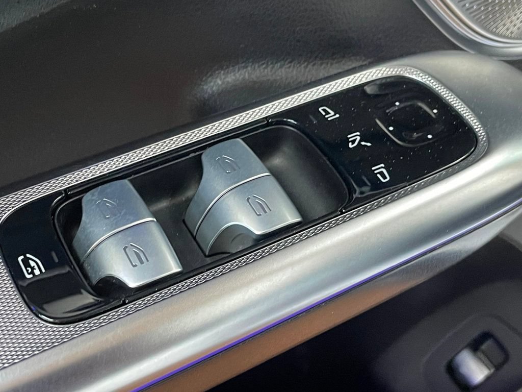 Used 2024 Mercedes-Benz EQE AMG 4MATIC SUV image 18