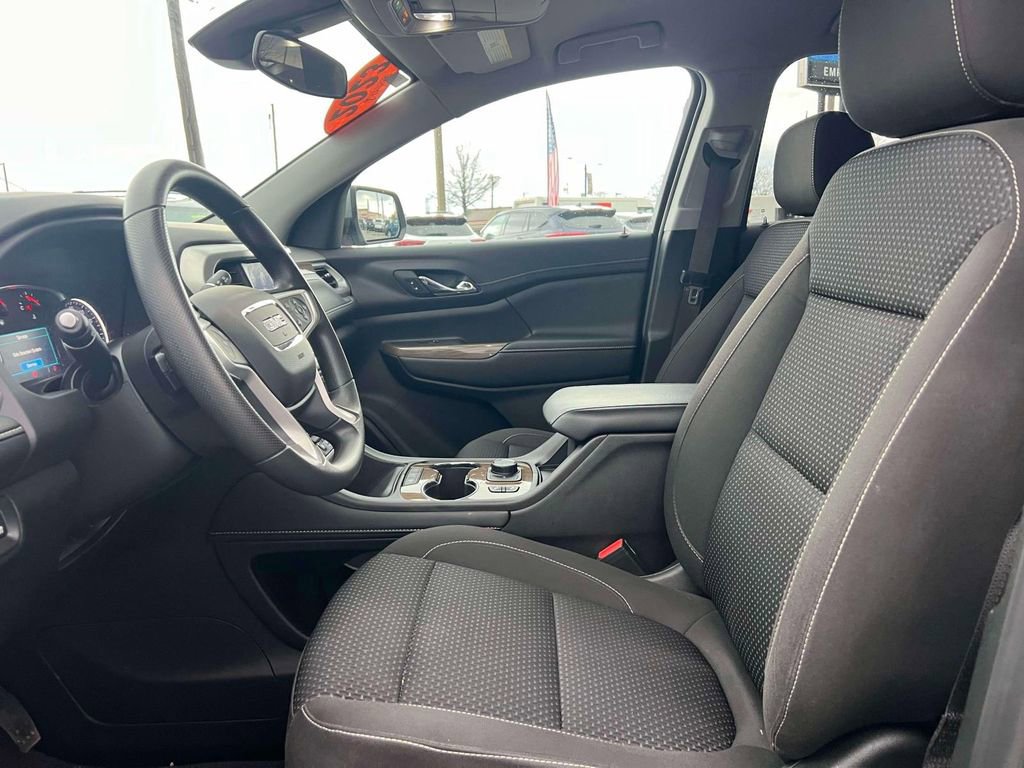 Used 2023 GMC Acadia SLE w/ Driver Convenience Package AWD/4WD image 16