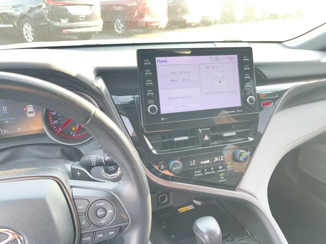 Used 2022 Toyota Camry XSE FWD image 24