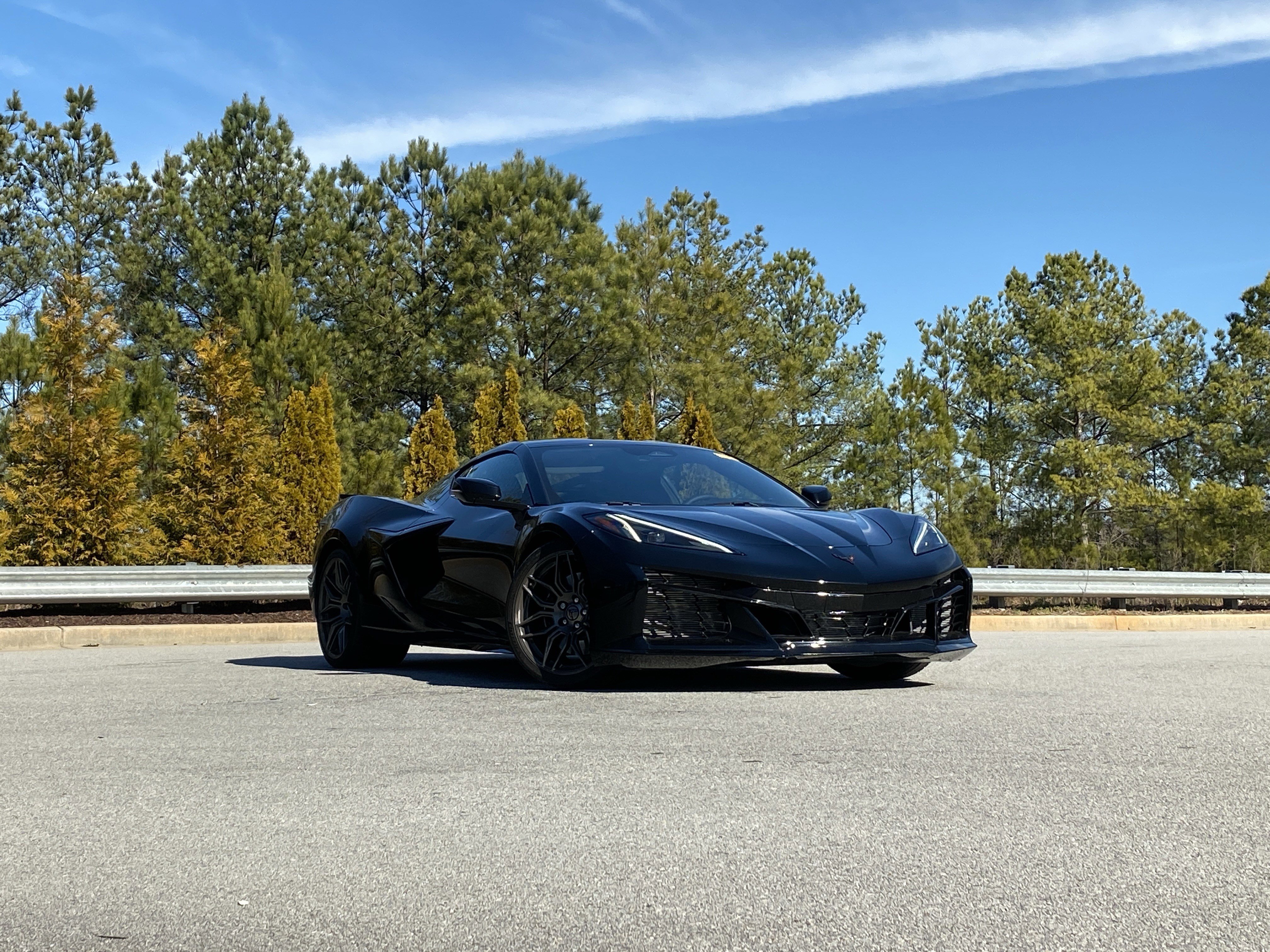 Used 2025 Chevrolet Corvette Z06 image 2