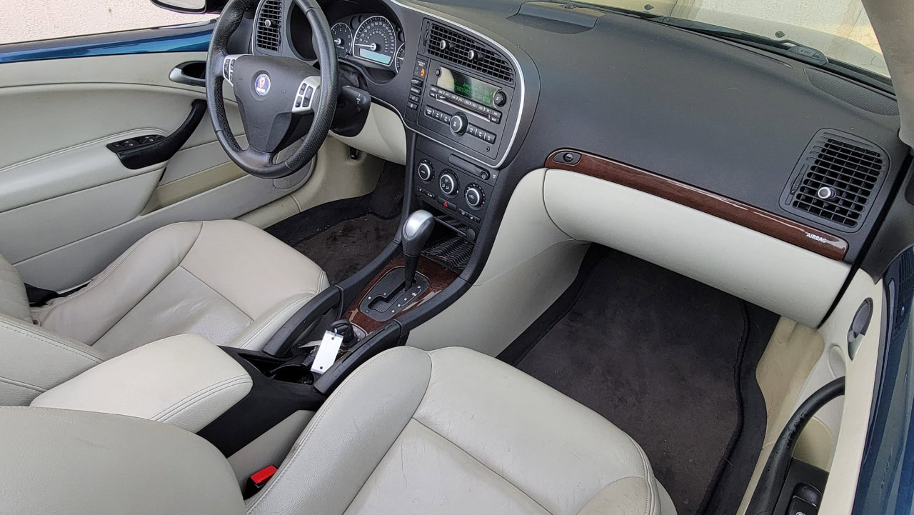Used 2004 Saab 9-3 Aero image 31