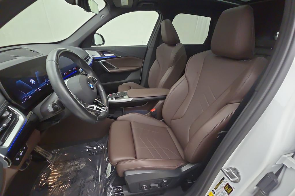 Certified 2023 BMW X1 xDrive28i w/ Premium Package AWD/4WD image 12