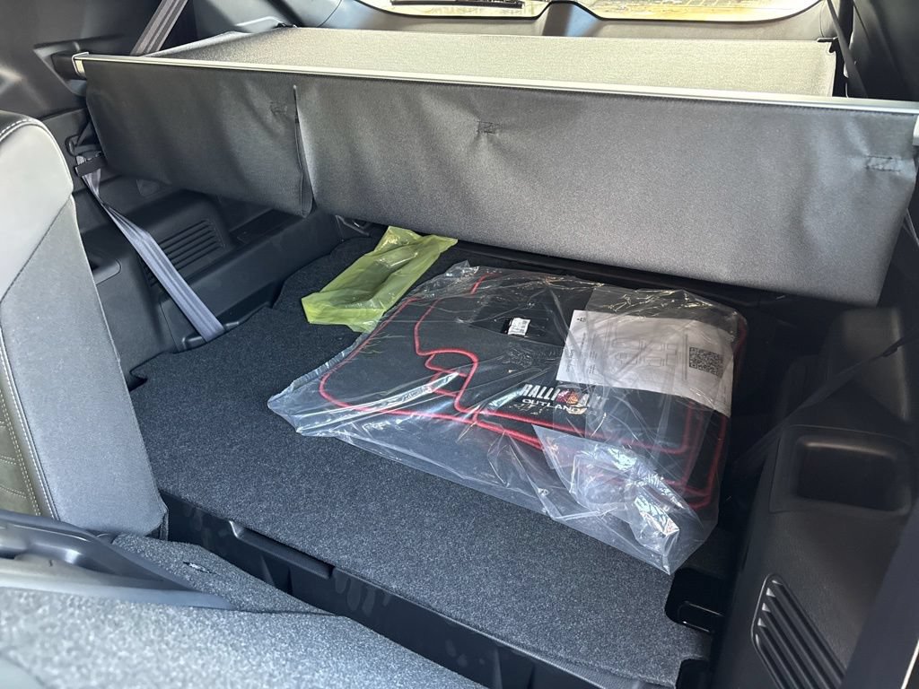 New 2026 Mitsubishi Outlander AWD image 32