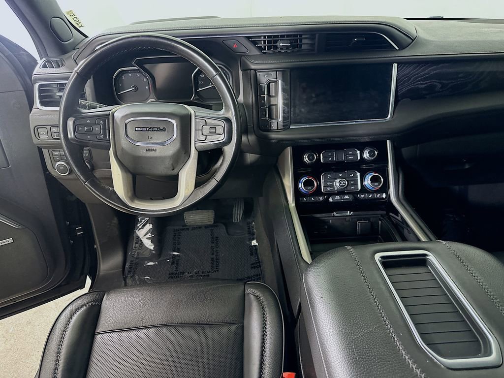 Used 2021 GMC Yukon XL Denali image 18