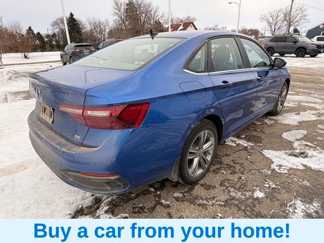 Used 2024 Volkswagen Jetta SE image 5