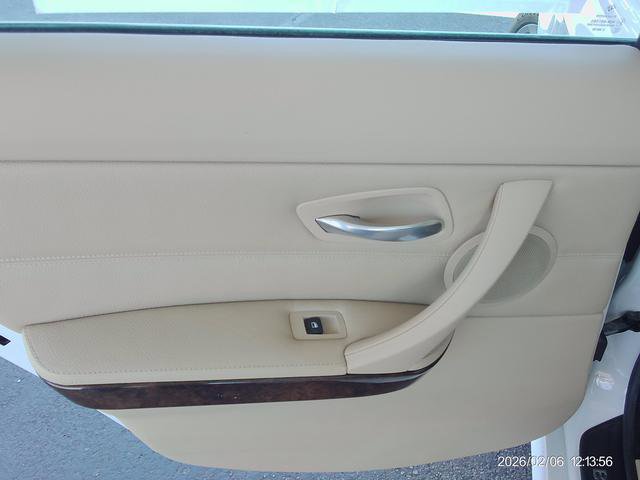 Used 2006 BMW 330i Sedan image 16