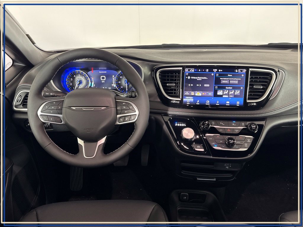 New 2027 Chrysler Pacifica Select AWD/4WD image 32