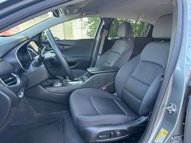 Used 2024 Chevrolet Malibu RS FWD image 12