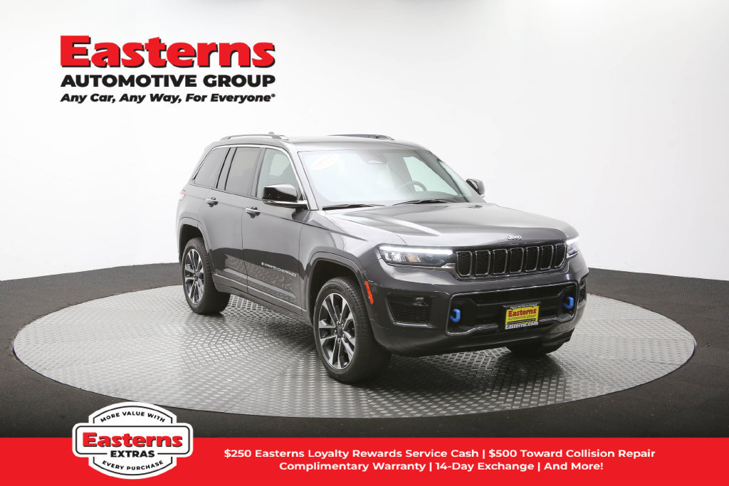 Used 2023 Jeep Grand Cherokee Overland AWD/4WD image 53