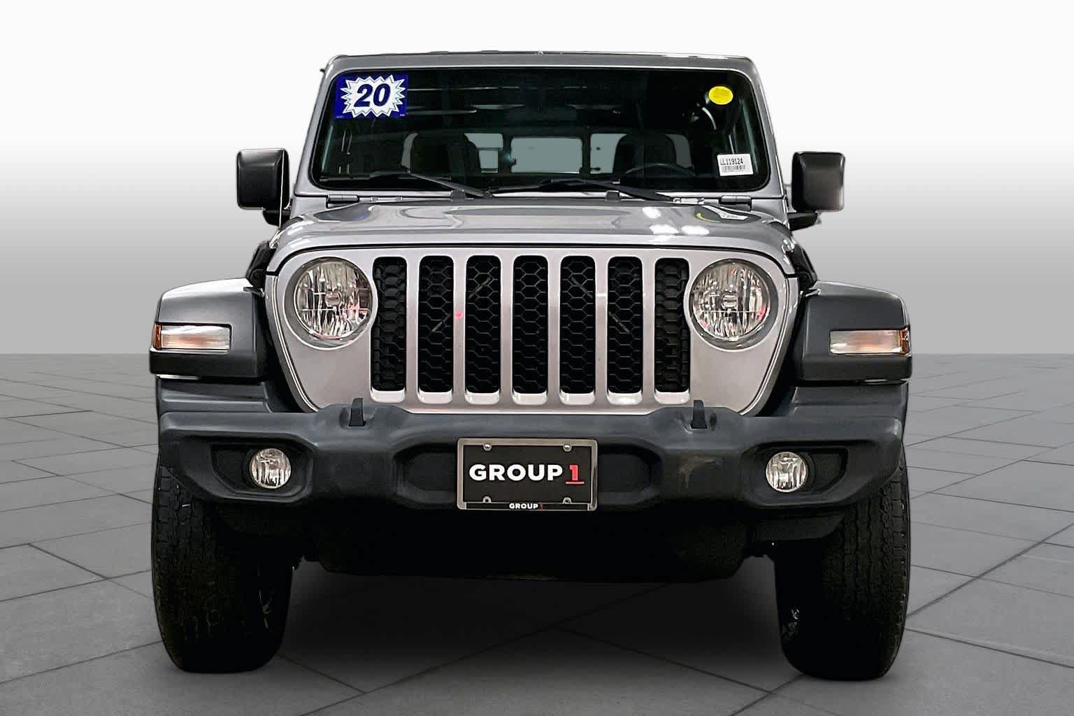 Used 2020 Jeep Gladiator Sport w/ Quick Order Package 24S AWD/4WD image 4
