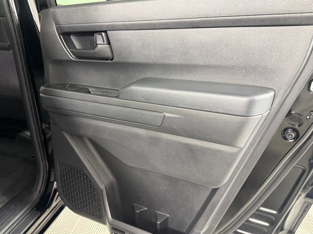 Used 2025 Toyota Tacoma SR5 RWD image 29