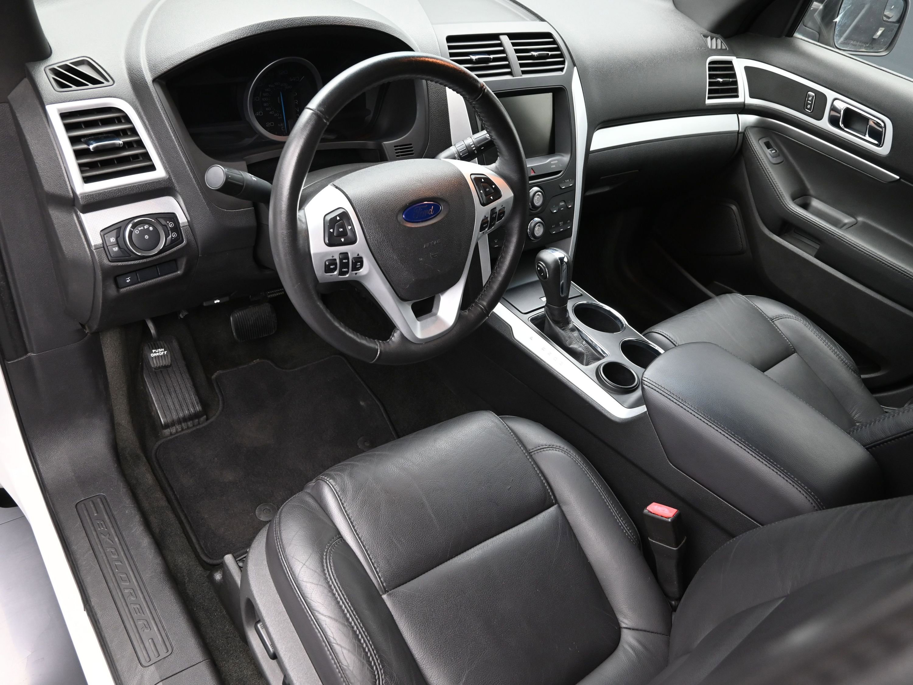 Used 2011 Ford Explorer XLT w/ 202A Rapid Spec Order Code image 20