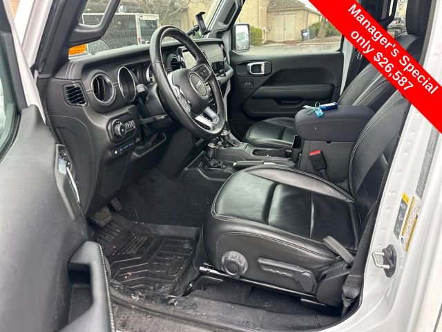 Used 2022 Jeep Wrangler Unlimited Sahara w/ Dual Top Group image 12