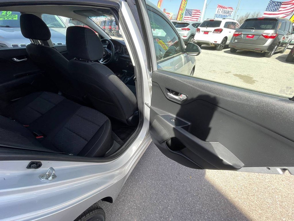Used 2019 Kia Rio LX image 13