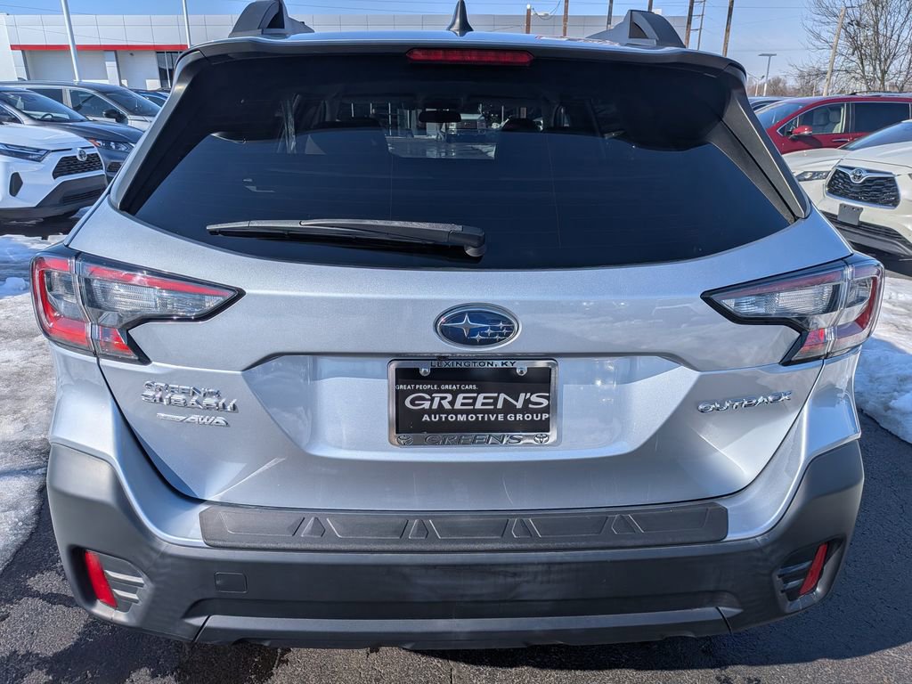 Used 2021 Subaru Outback Premium image 6