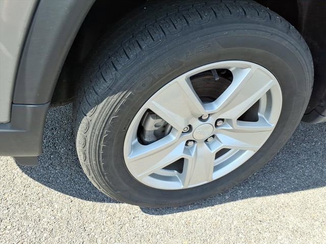 Used 2022 Jeep Compass Latitude w/ Convenience Group AWD/4WD image 13