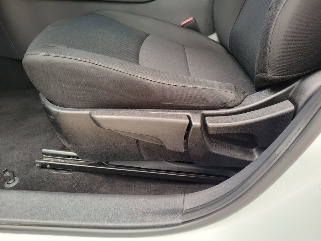Used 2024 Nissan Sentra SV FWD image 22