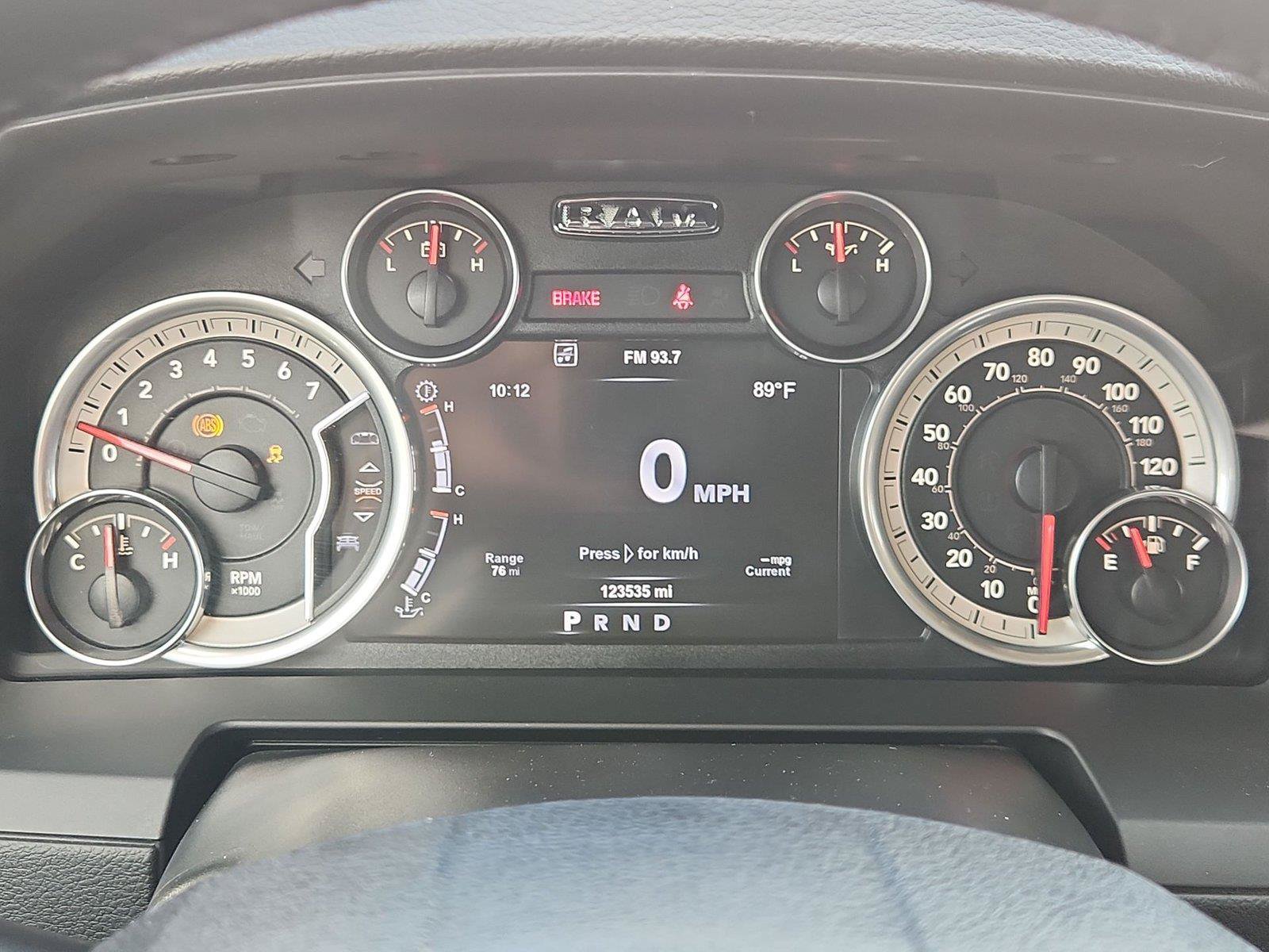 Used 2015 RAM 1500 Laramie w/ Convenience Group AWD/4WD image 12