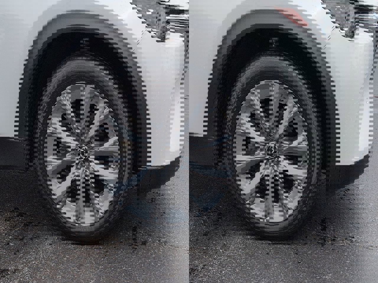 Used 2024 MAZDA CX-90 3.3 Turbo w/ Premium Package AWD/4WD image 11