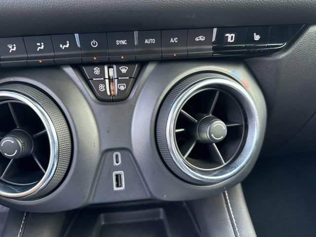 Used 2024 Chevrolet Blazer LT w/ Convenience Package FWD image 18