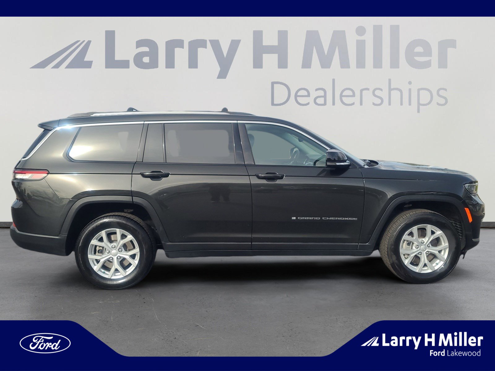 Used 2023 Jeep Grand Cherokee L Limited image 6