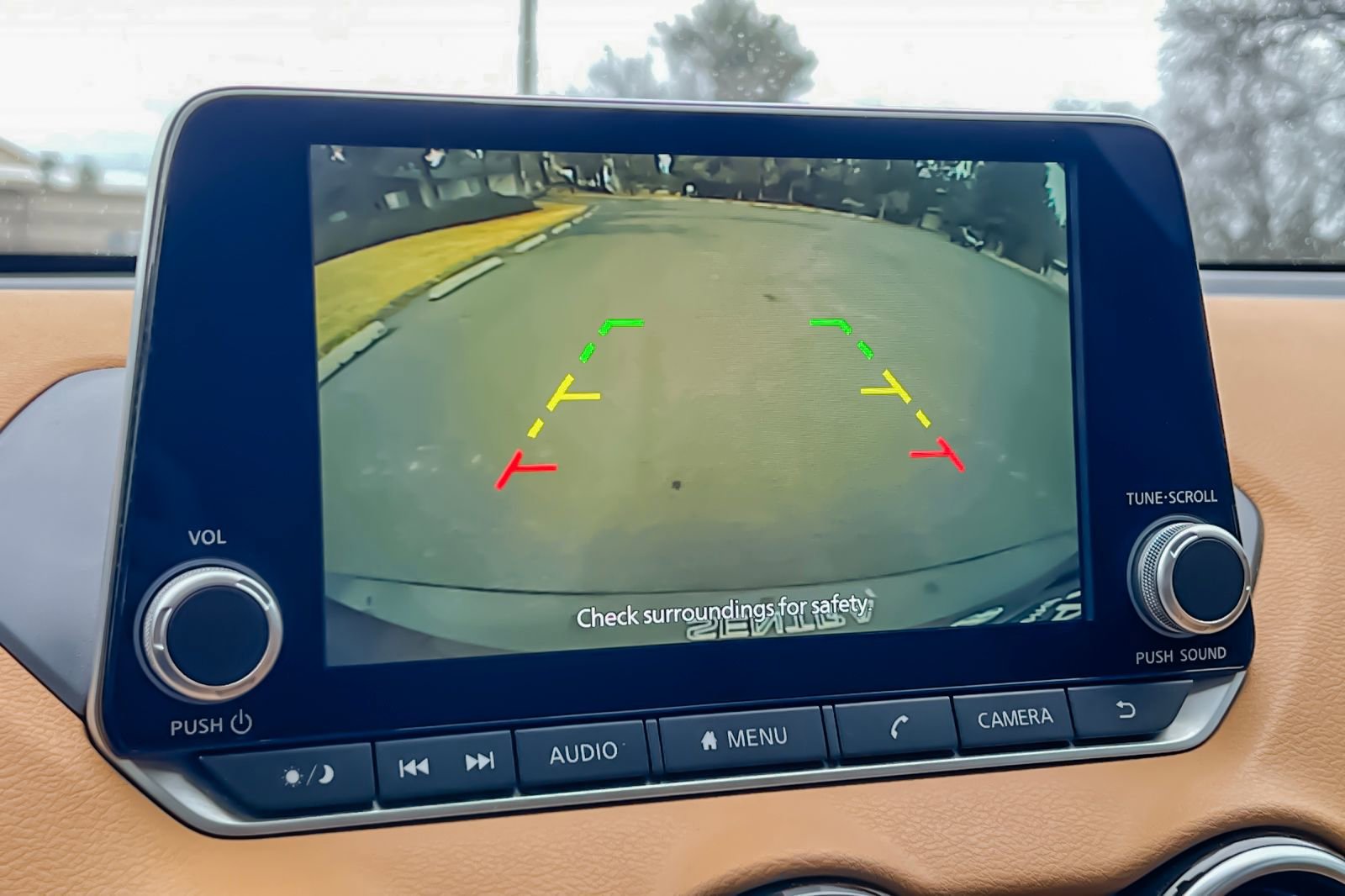 Used 2022 Nissan Sentra SV w/ SV Premium Package image 25