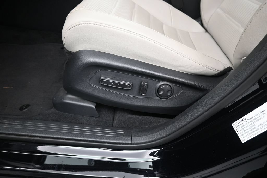 Used 2024 Honda CR-V EX-L image 29