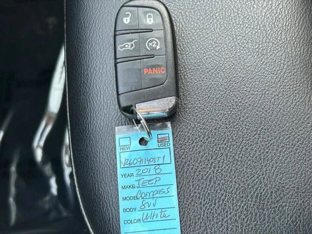Certified 2018 Jeep Compass Latitude w/ Popular Equipment Group FWD image 43