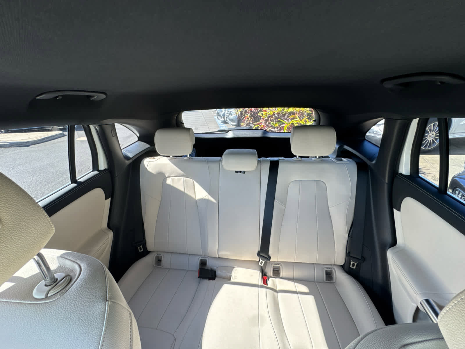 Used 2025 Mercedes-Benz GLA 250 4MATIC image 24