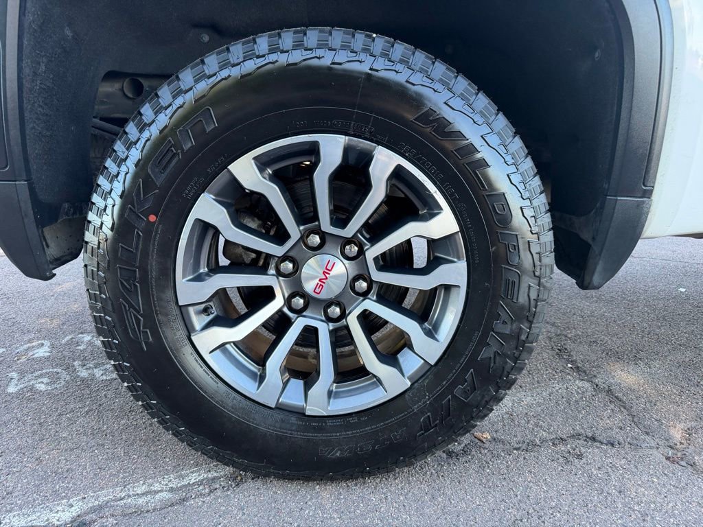 Used 2019 GMC Sierra 1500 AT4 w/ AT4 Premium Package AWD/4WD image 11