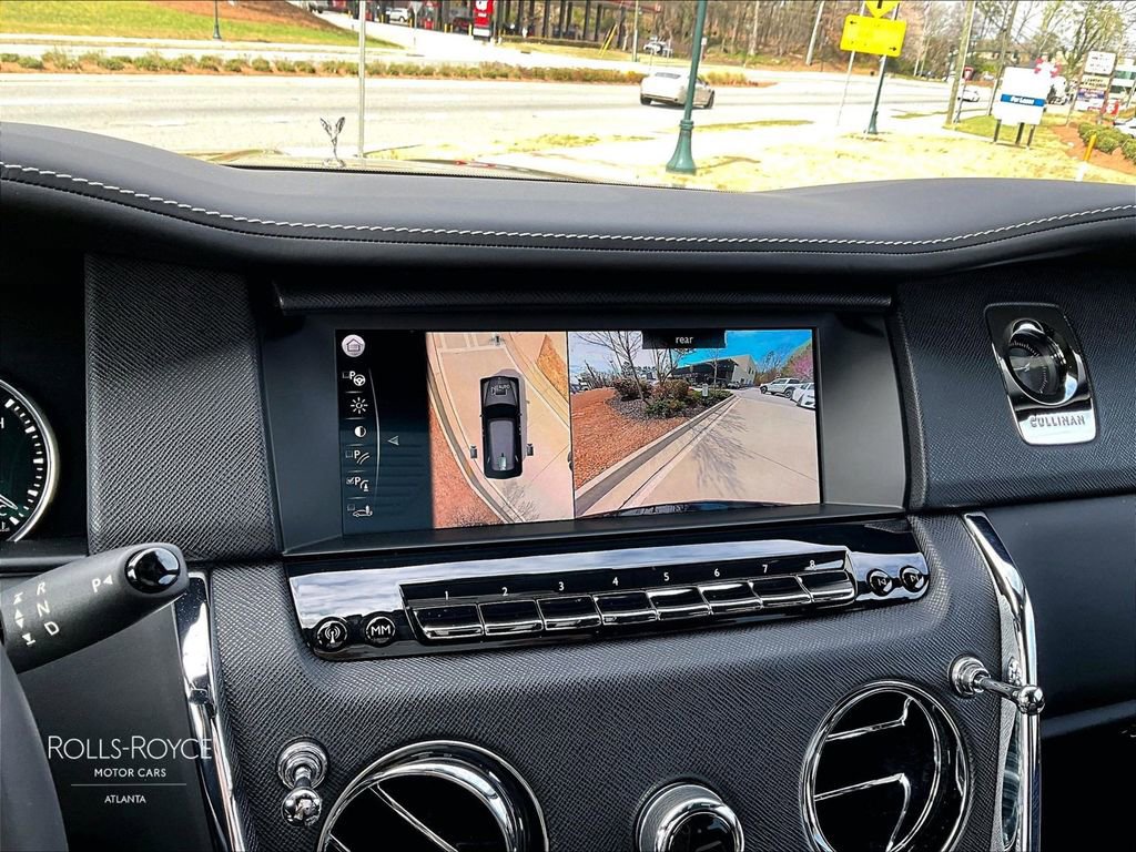 Used 2020 Rolls-Royce Cullinan image 20