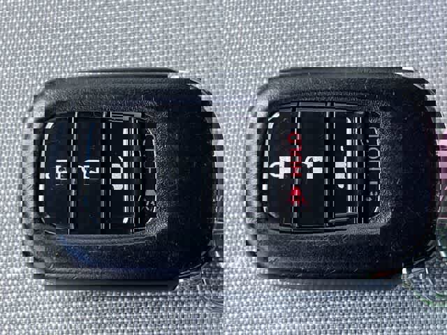 Used 2023 Honda Pilot LX image 21