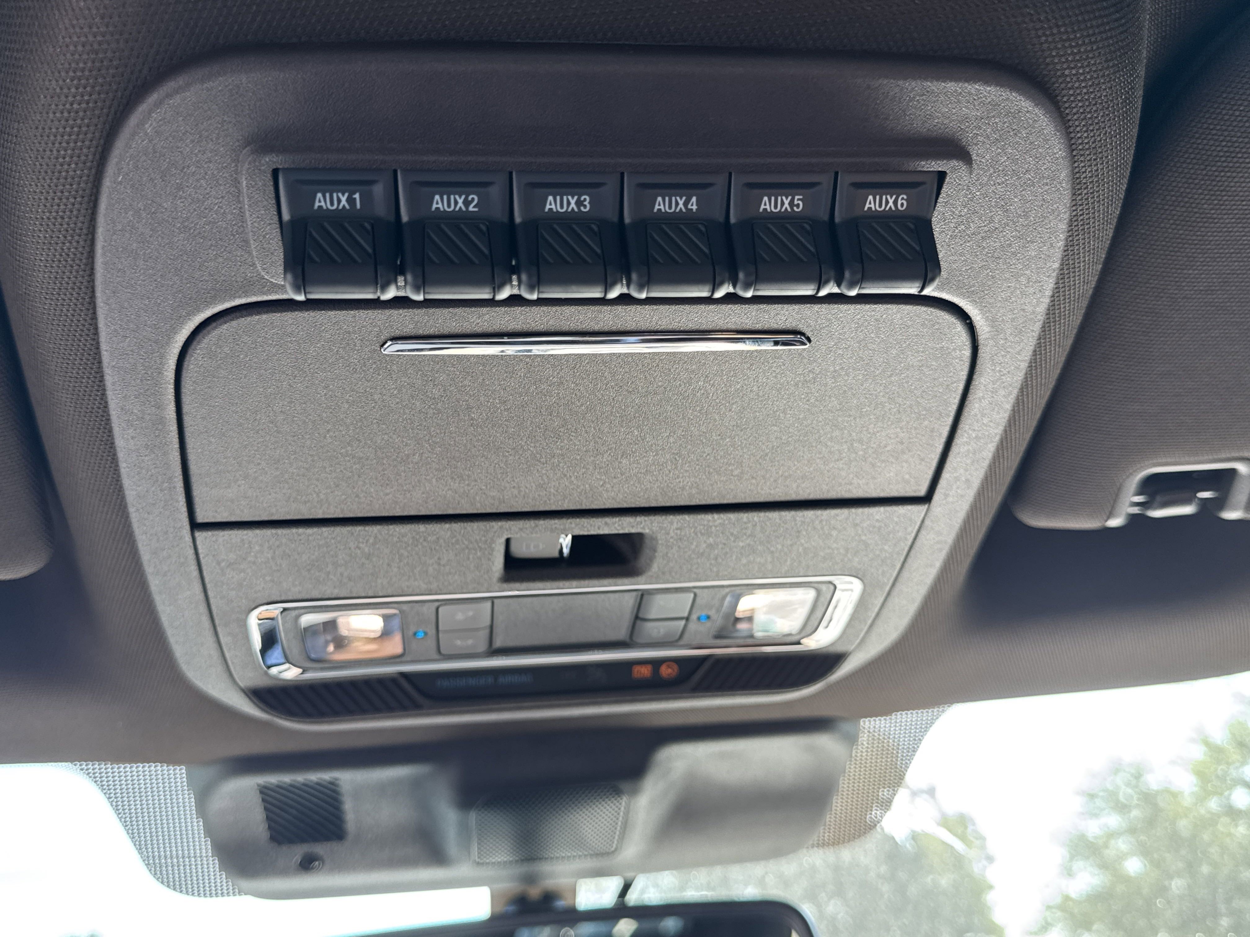 New 2025 Ford F250 King Ranch w/ Chrome Package image 28