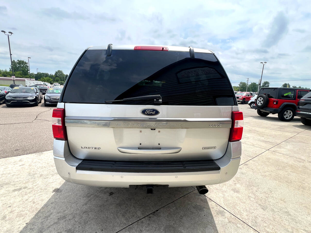 Used 2017 Ford Expedition Max Limited image 6