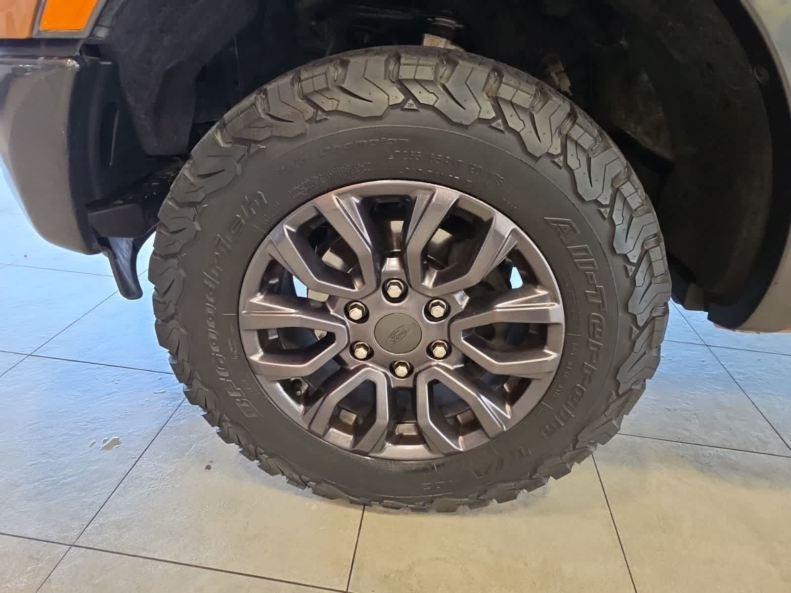 Used 2019 Ford Ranger XLT w/ Equipment Group 302A Luxury AWD/4WD image 15