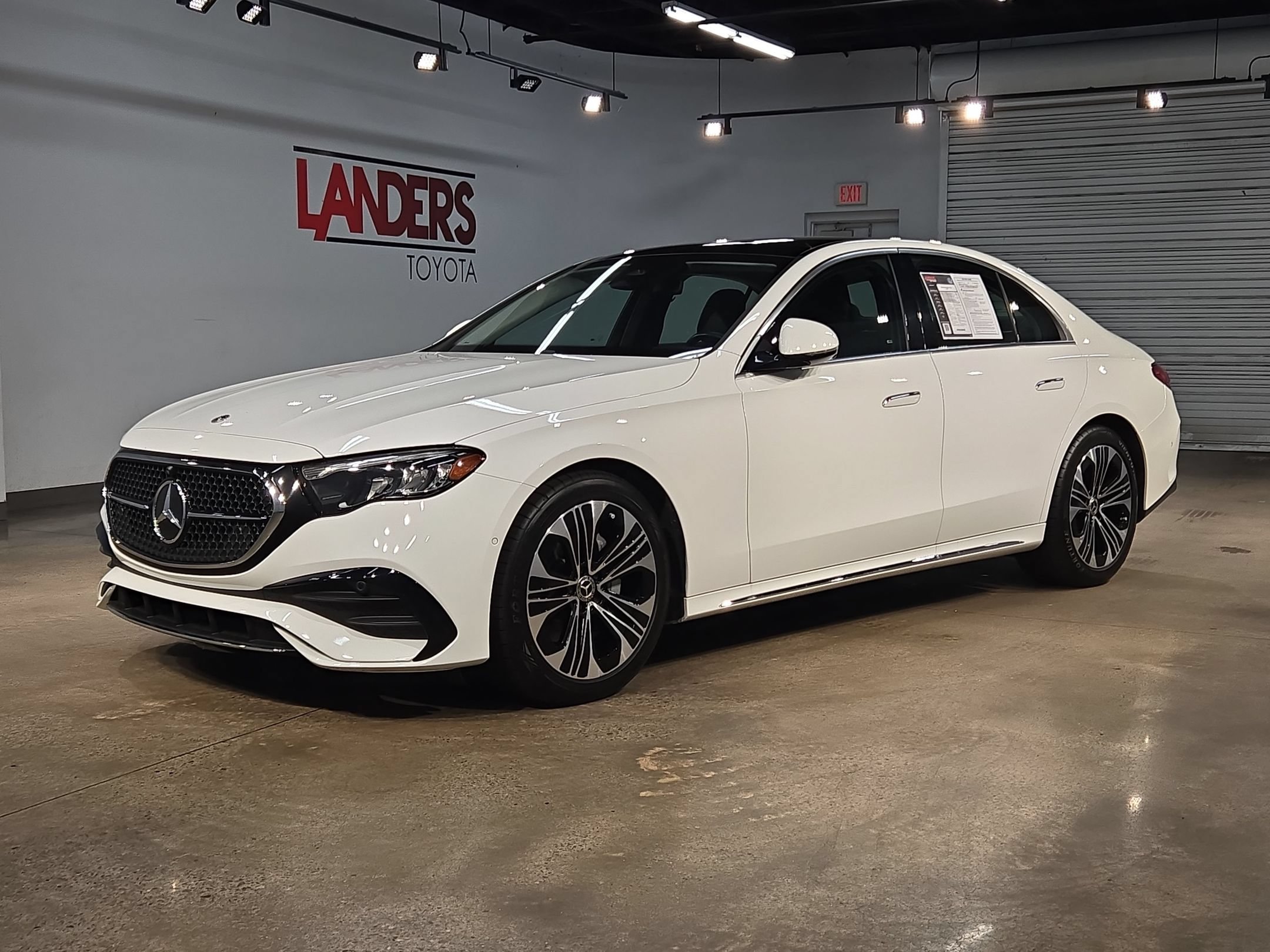 Used 2025 Mercedes-Benz E 350 Sedan w/ Winter Package image 7