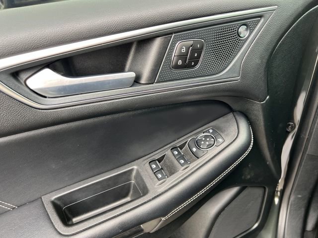Used 2023 Ford Edge ST w/ Cargo Accessory Package AWD/4WD image 35