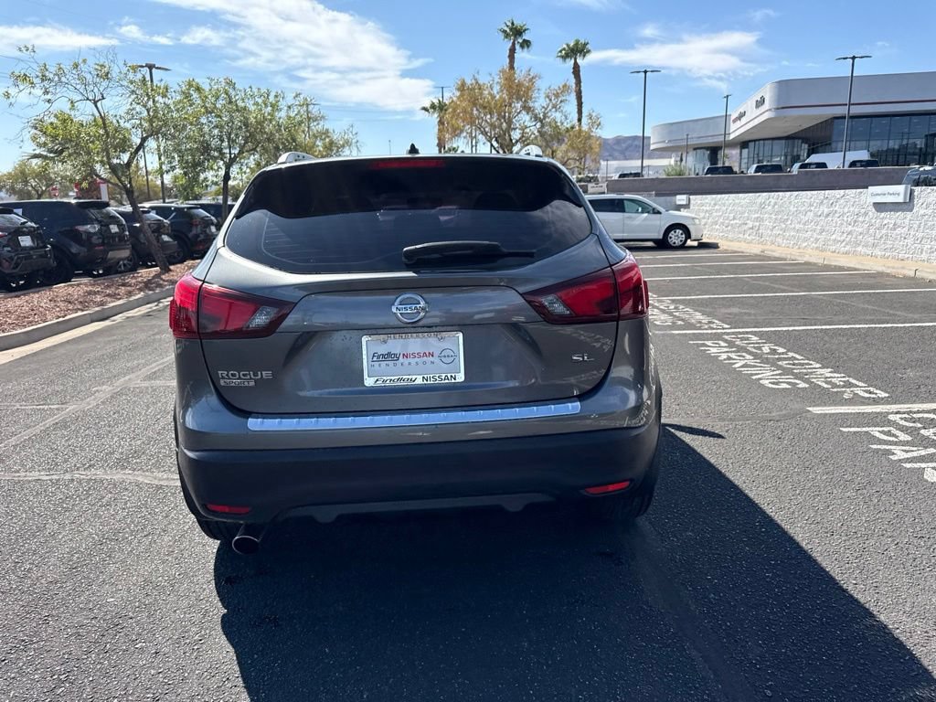 Used 2018 Nissan Rogue Sport SL FWD image 11