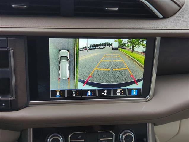 Used 2022 GMC Yukon XL Denali image 14