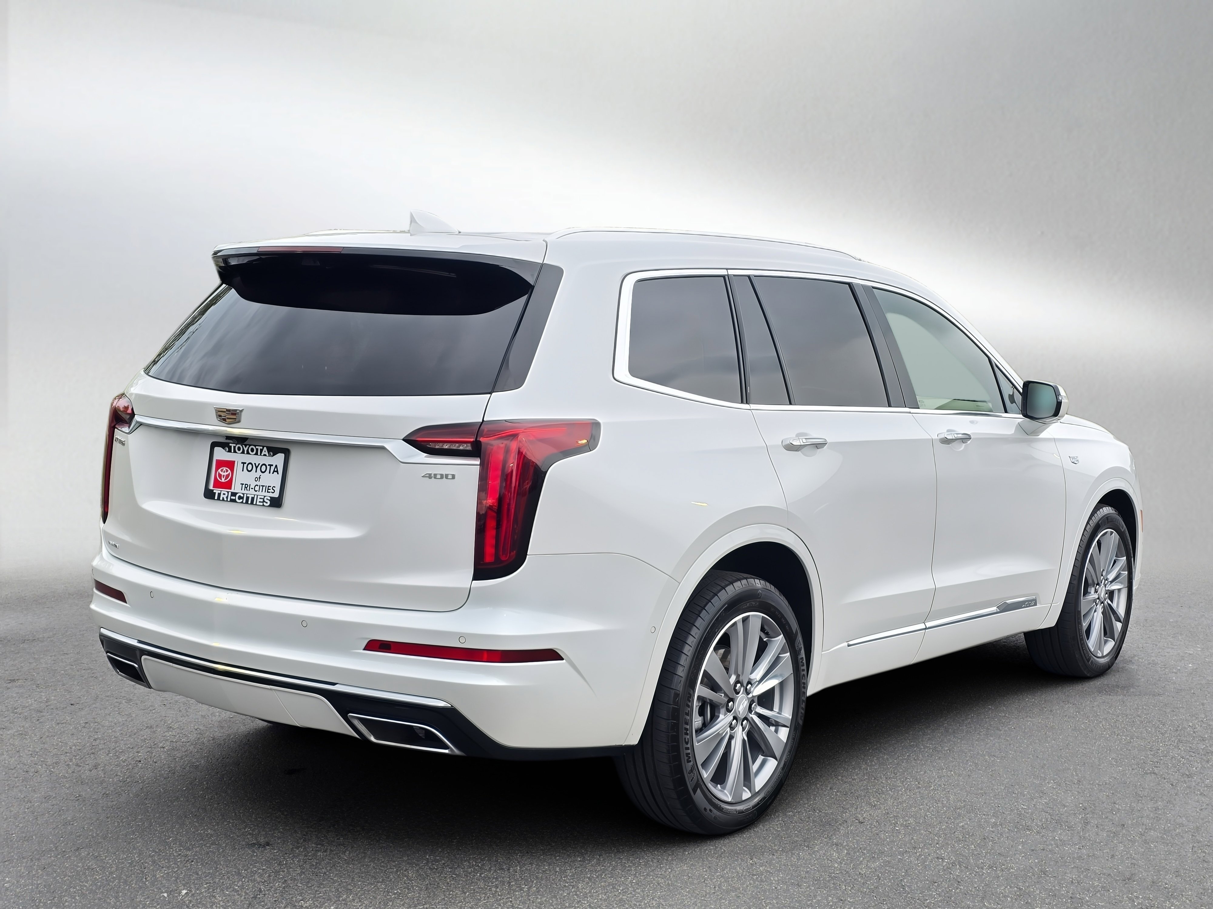 Used 2023 Cadillac XT6 Premium Luxury w/ Platinum Package image 5