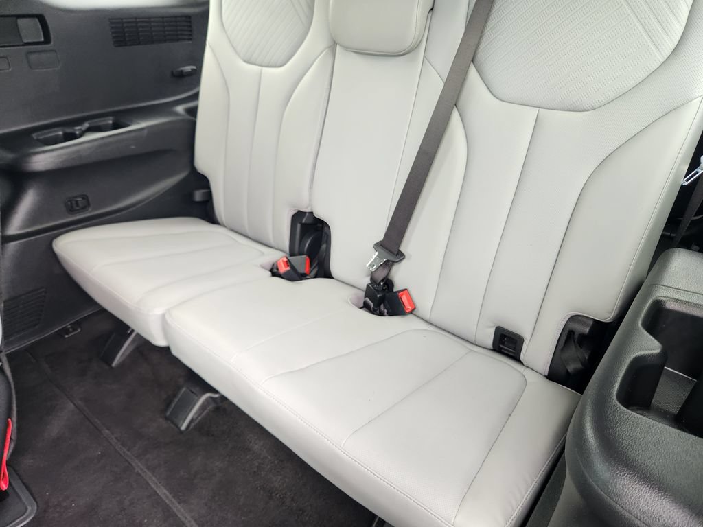 Used 2024 Hyundai Palisade SEL FWD image 30