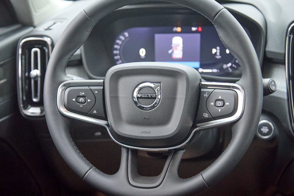 New 2026 Volvo XC40 B5 Ultra w/ Climate Package image 26