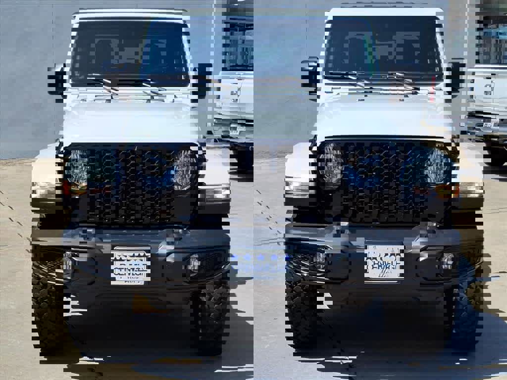 Used 2023 Jeep Gladiator Sport image 29