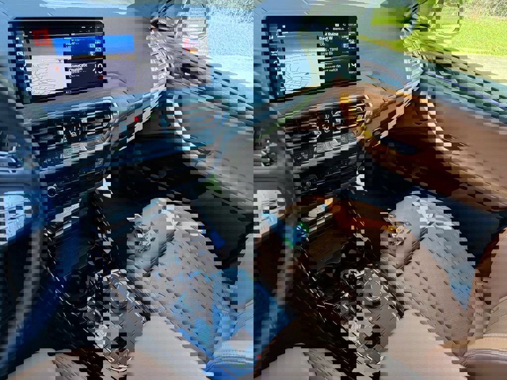 Used 2023 BMW X3 xDrive30i image 34