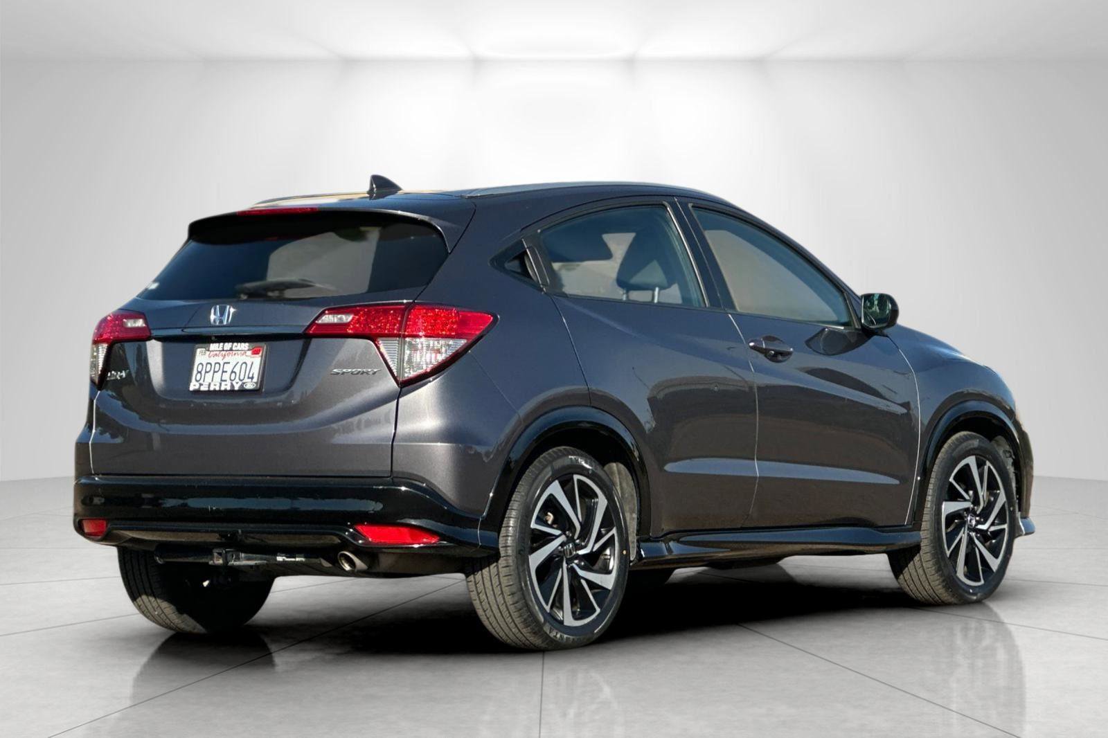 Used 2020 Honda HR-V Sport image 3