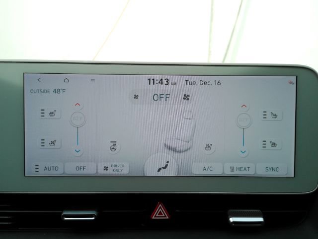 Used 2024 Hyundai Ioniq 5 Limited image 13