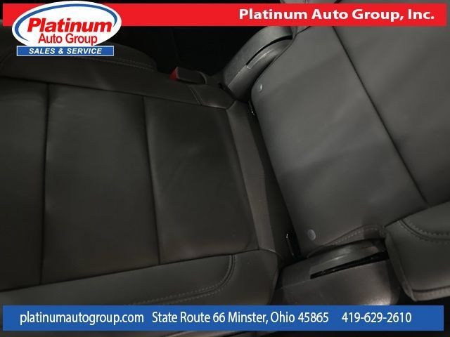 Used 2022 Chevrolet Tahoe LT w/ Luxury Package AWD/4WD image 28