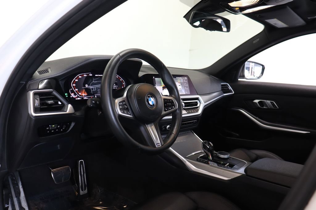 Used 2020 BMW M340i w/ Parking Assistance Package image 17